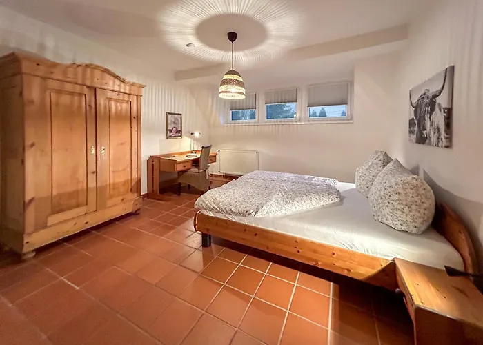 Haus Meerten * Neroth